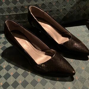 Simply Comfort Life Stride Black Heels